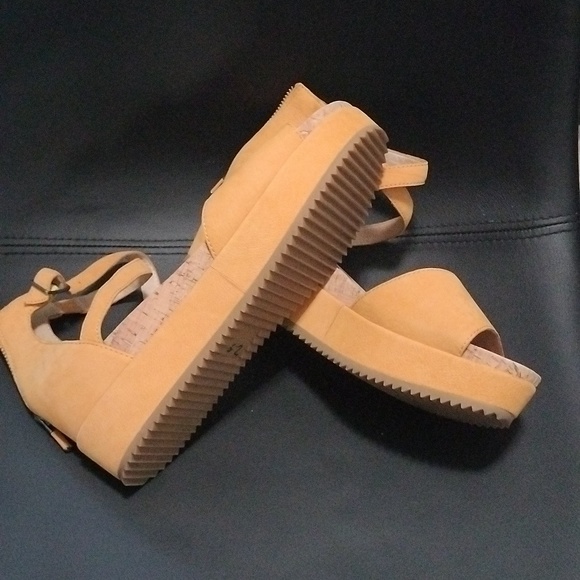 Eileen Fisher wedged Sandals size 9 - Picture 12 of 16